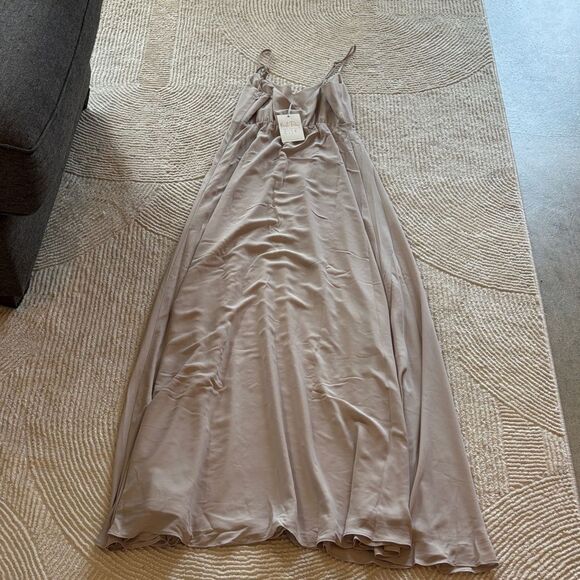 NWT Show Me Your MuMu Faith Dune Chiffon Maxi Dress - Picture 11 of 11